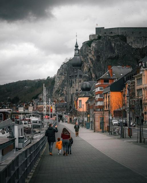 L'Essentiel Daire Dinant Dış mekan fotoğraf